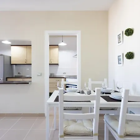 Costa Del Silencio Apartments *